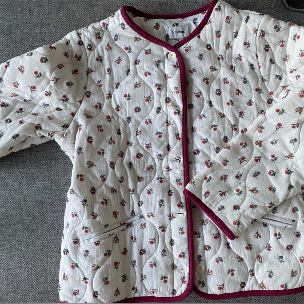 Rhythm Women’s Quilted White and Red Floral Jacket